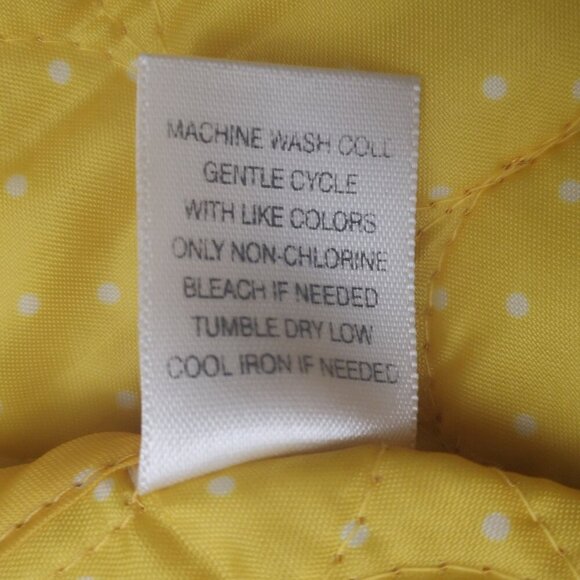 CJ Banks Ladies Lightly Quilted Gold Lined Full Zip Vest - Picture 5 of 9